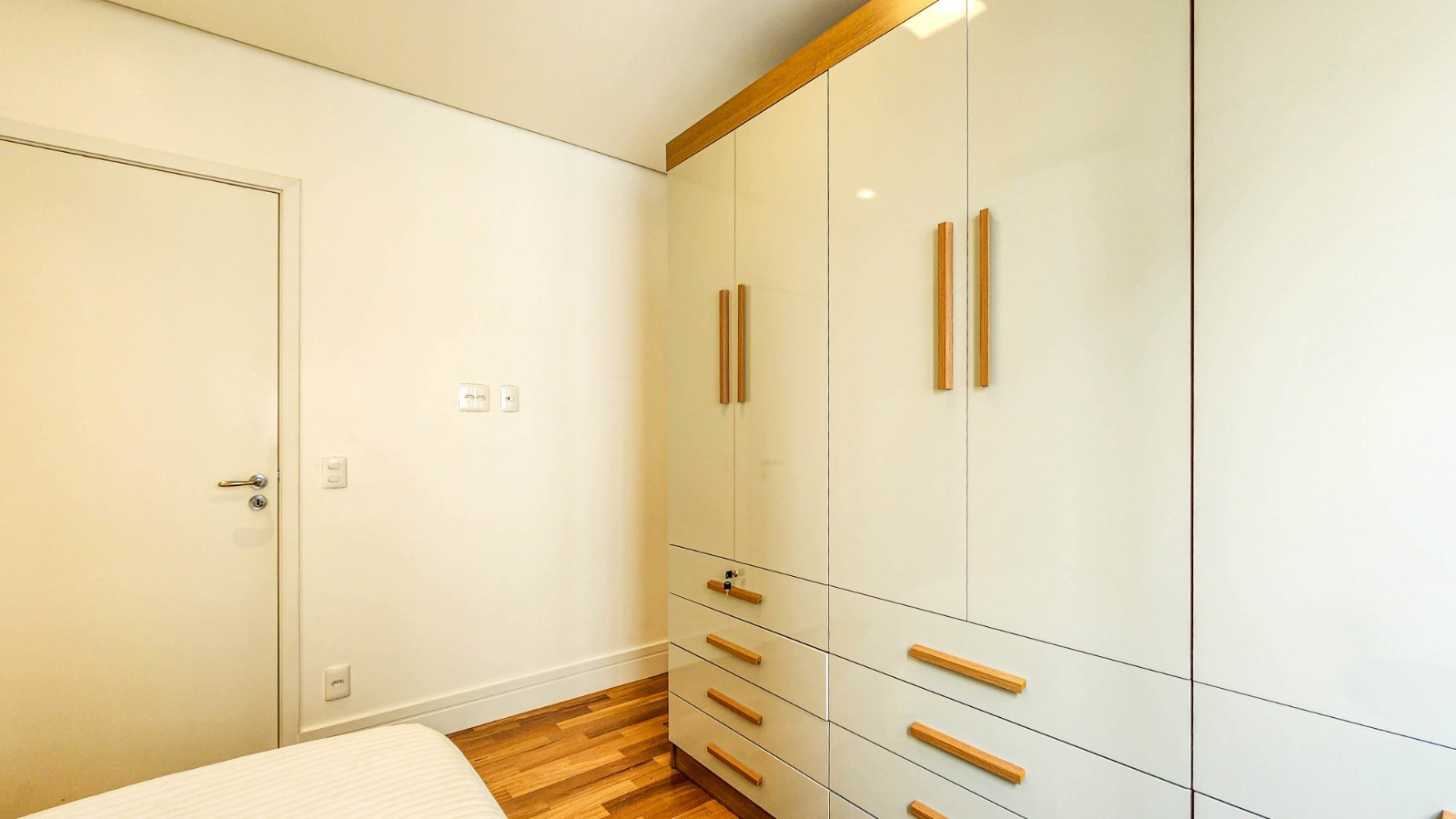 Apartamento à venda com 2 quartos, 85m² - Foto 23