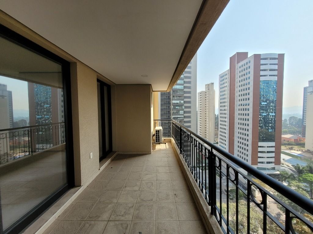 Apartamento para alugar com 3 quartos, 177m² - Foto 5