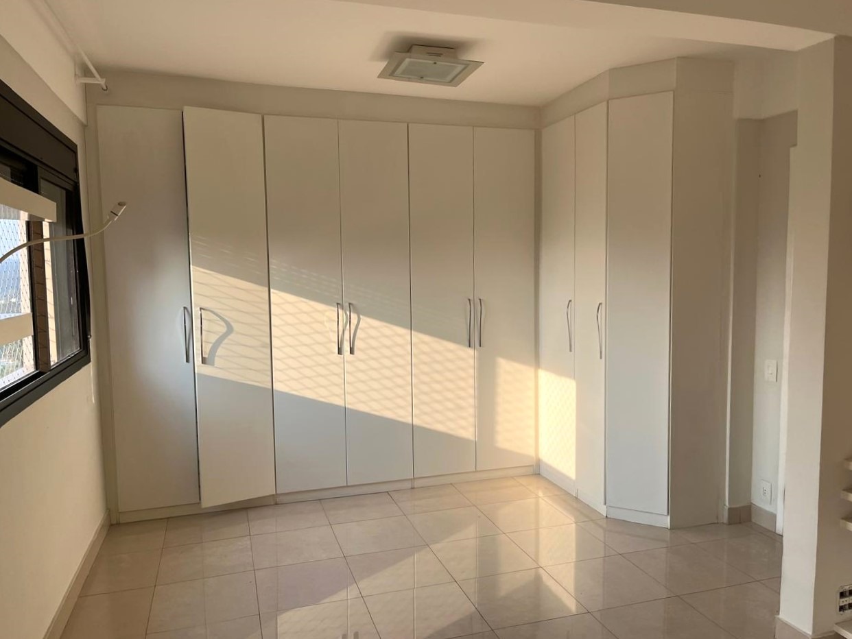 Apartamento à venda com 3 quartos, 130m² - Foto 19