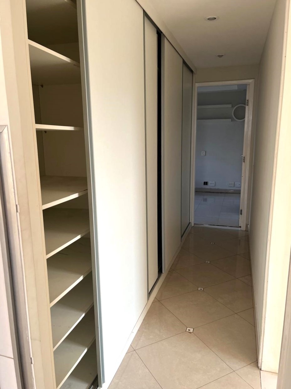 Apartamento à venda com 3 quartos, 130m² - Foto 12