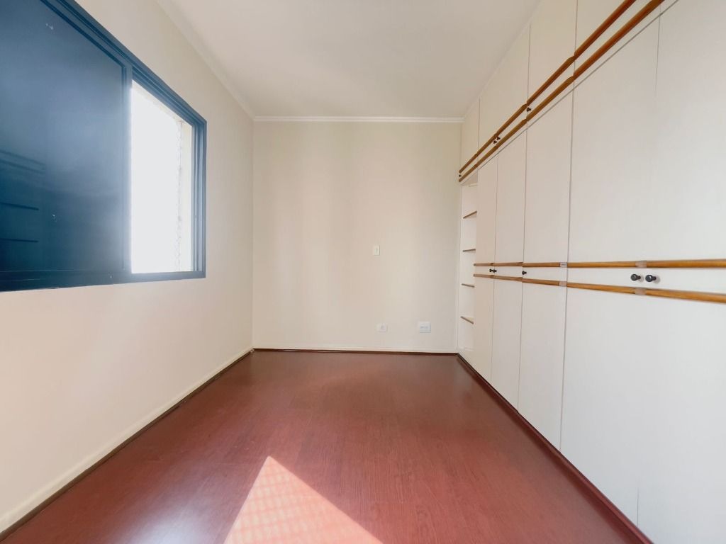 Apartamento à venda com 3 quartos, 144m² - Foto 13