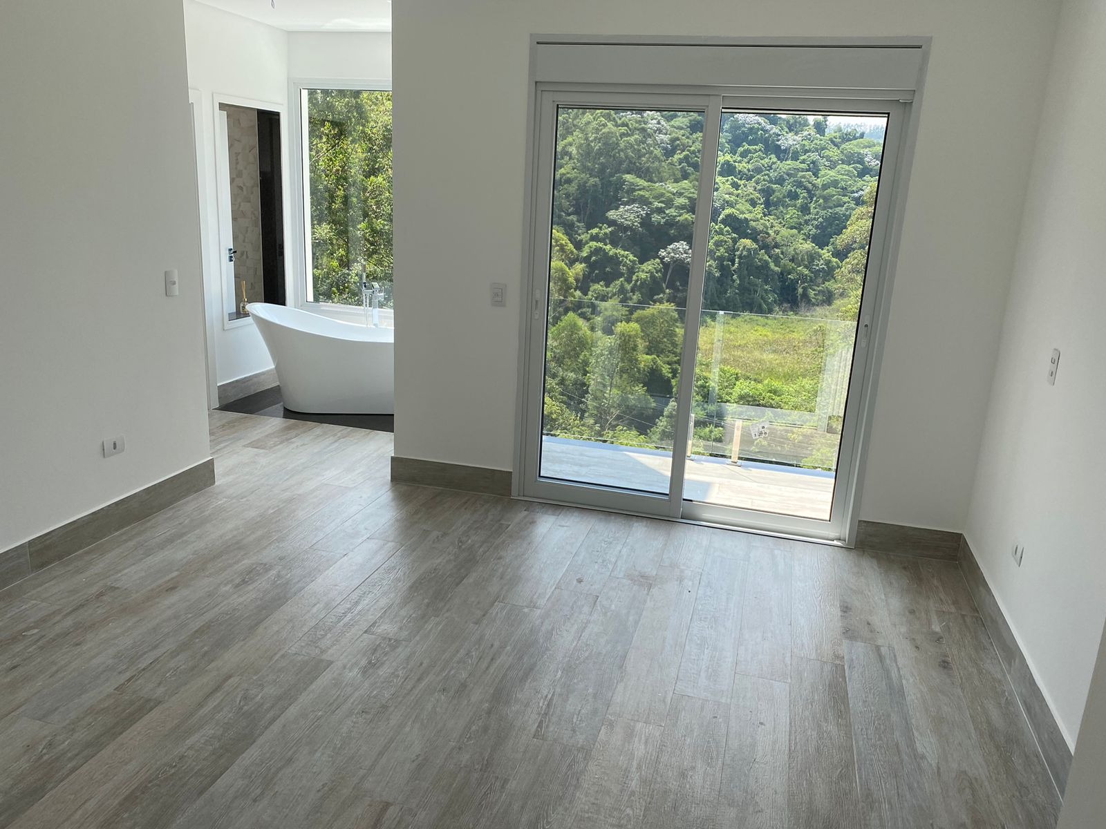 Casa à venda com 4 quartos, 347m² - Foto 12