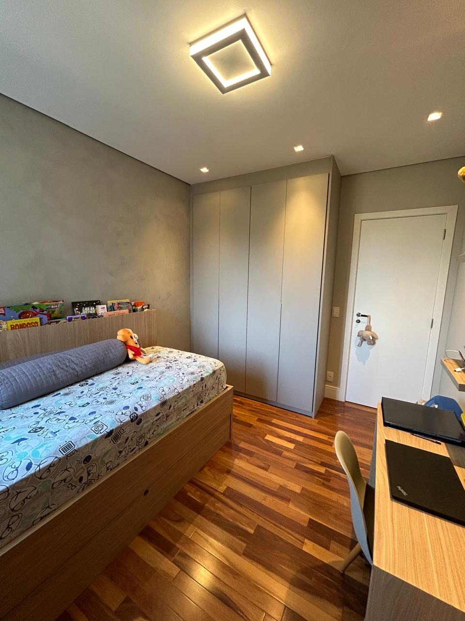 Apartamento à venda com 3 quartos, 168m² - Foto 12