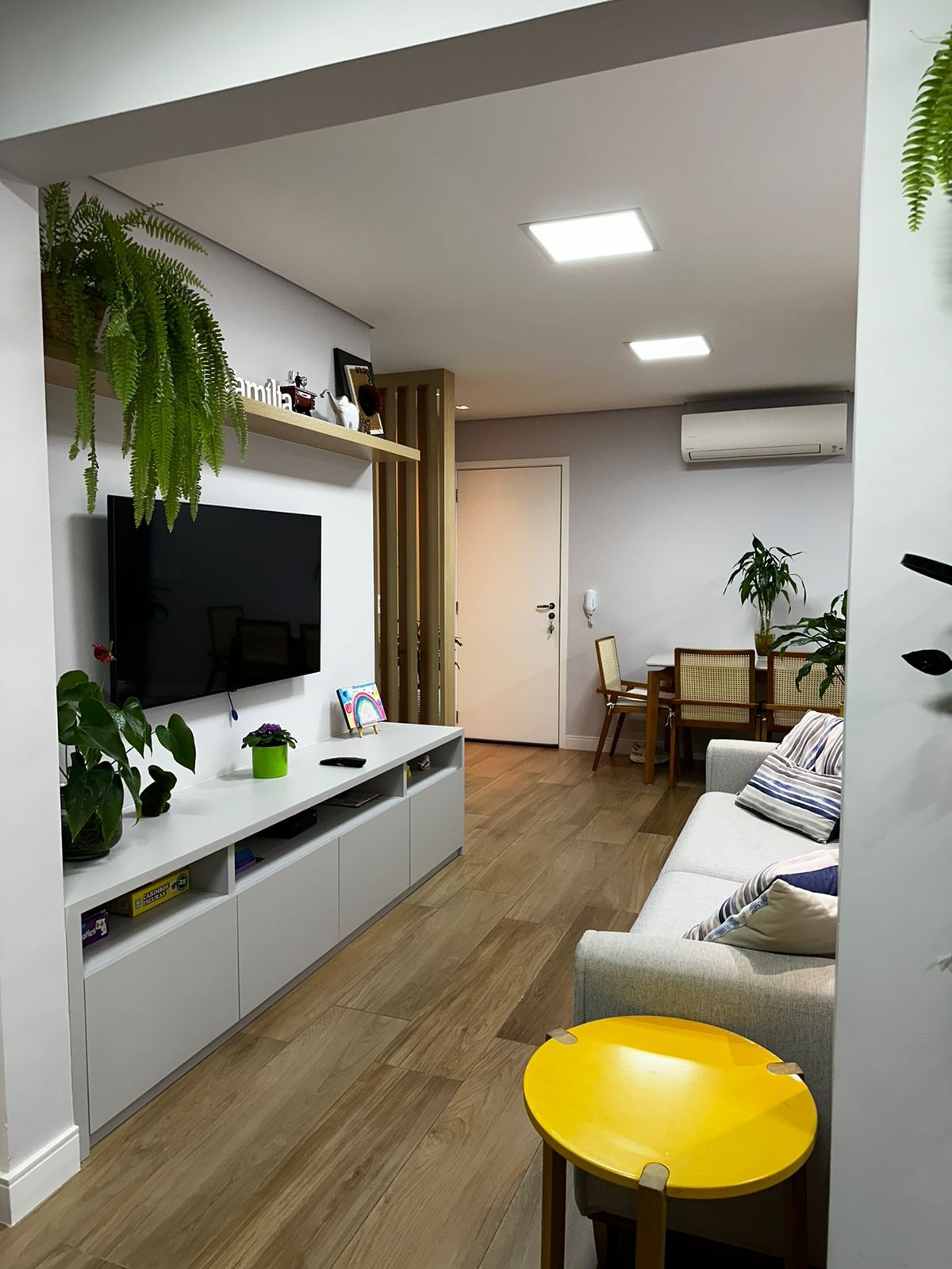 Apartamento à venda com 2 quartos, 67m² - Foto 4