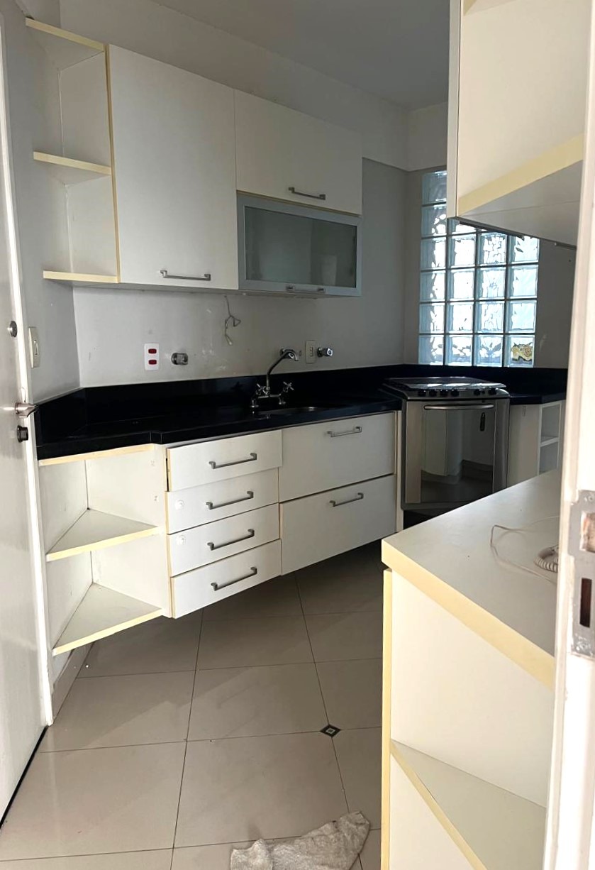 Apartamento à venda com 3 quartos, 130m² - Foto 7