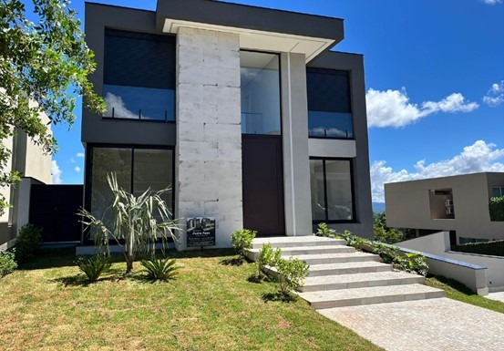 Casa de Condomínio à venda com 4 quartos, 625m² - Foto 1