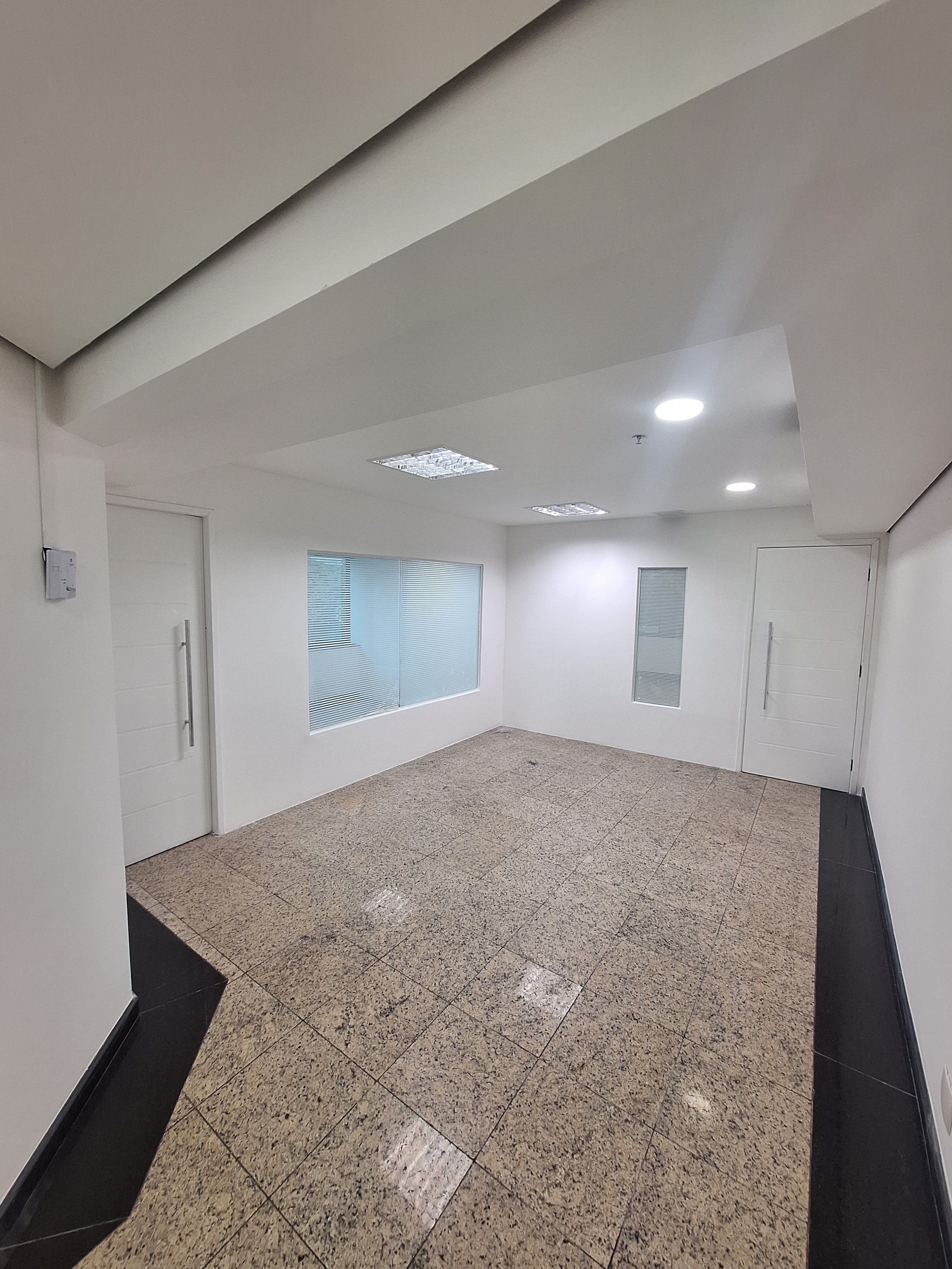 Conjunto Comercial-Sala para alugar, 91m² - Foto 2