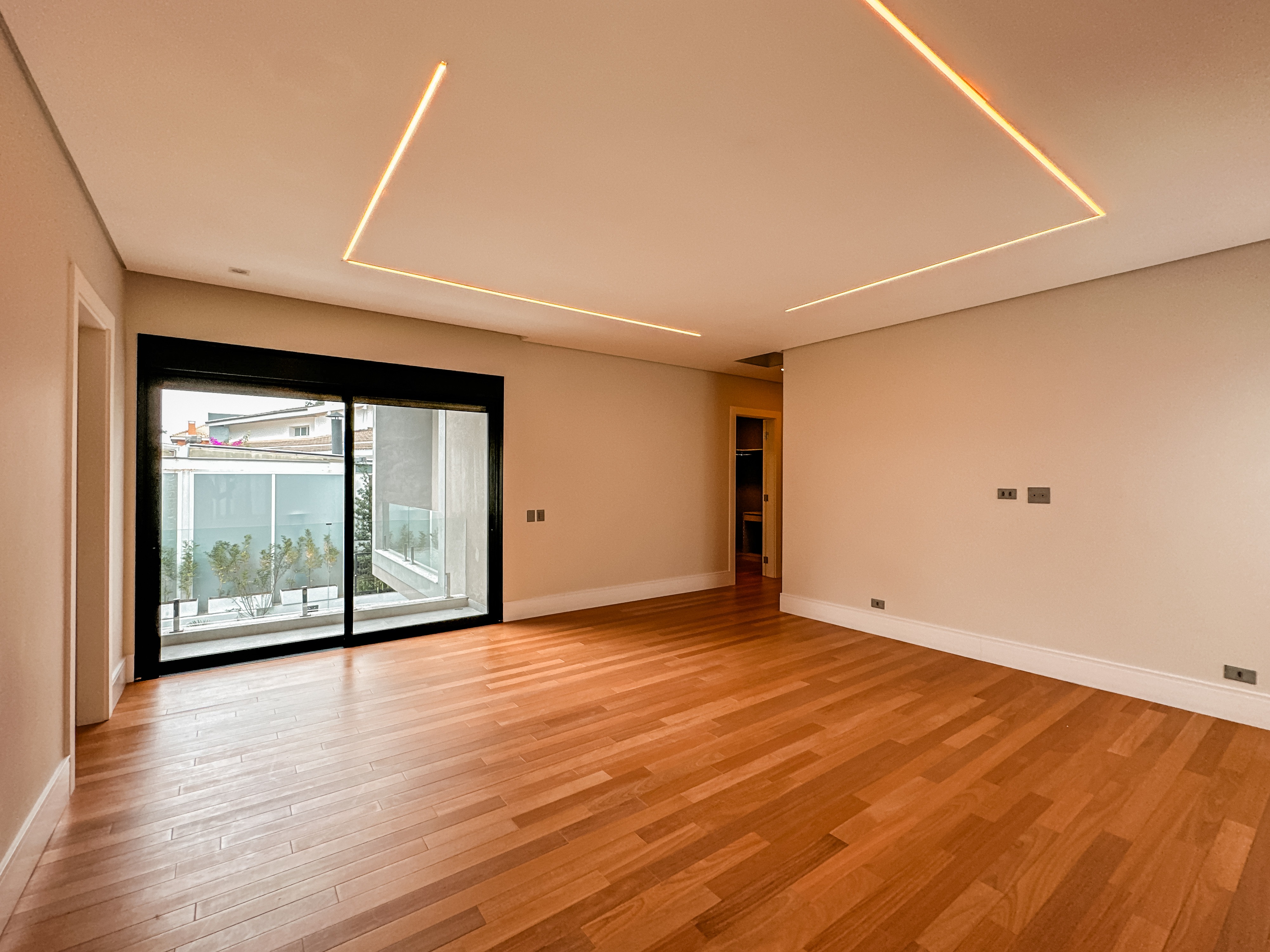 Casa à venda com 4 quartos, 560m² - Foto 13