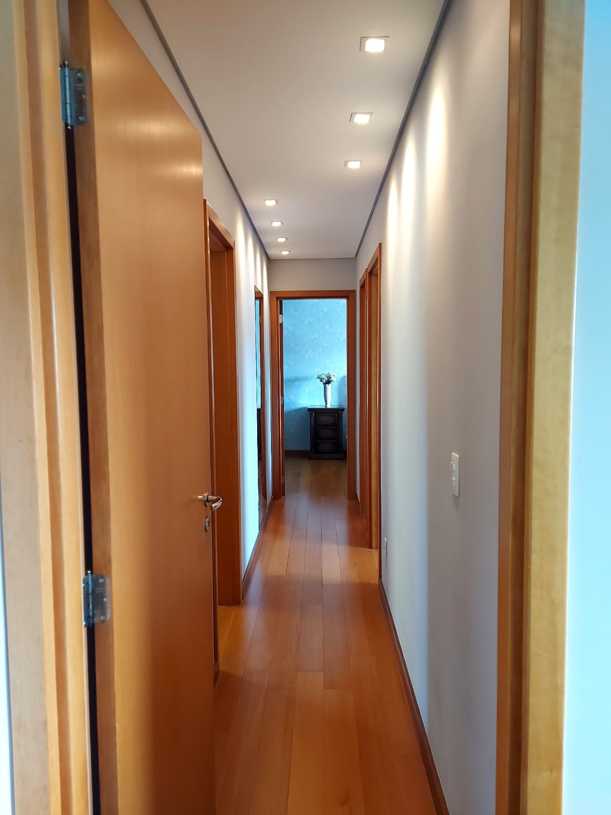 Apartamento para alugar com 2 quartos, 133m² - Foto 6