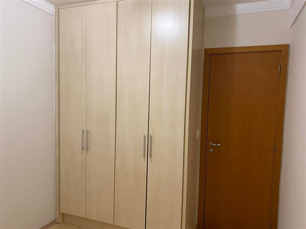 Apartamento para alugar com 3 quartos, 84m² - Foto 8