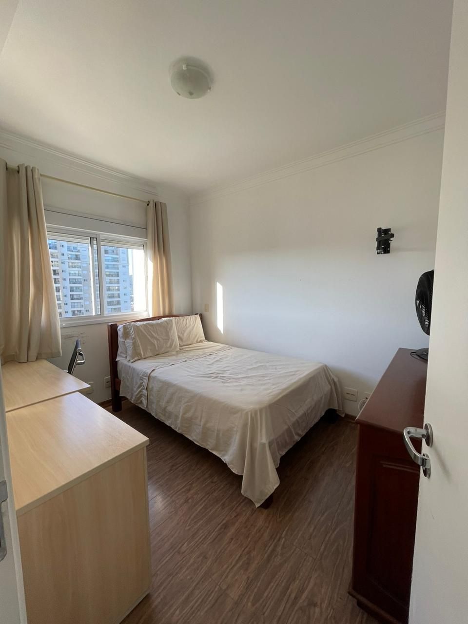 Apartamento para alugar com 3 quartos, 110m² - Foto 9