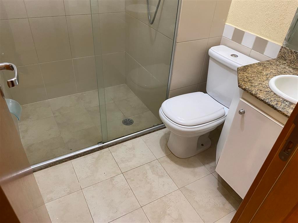 Apartamento para alugar com 3 quartos, 84m² - Foto 12