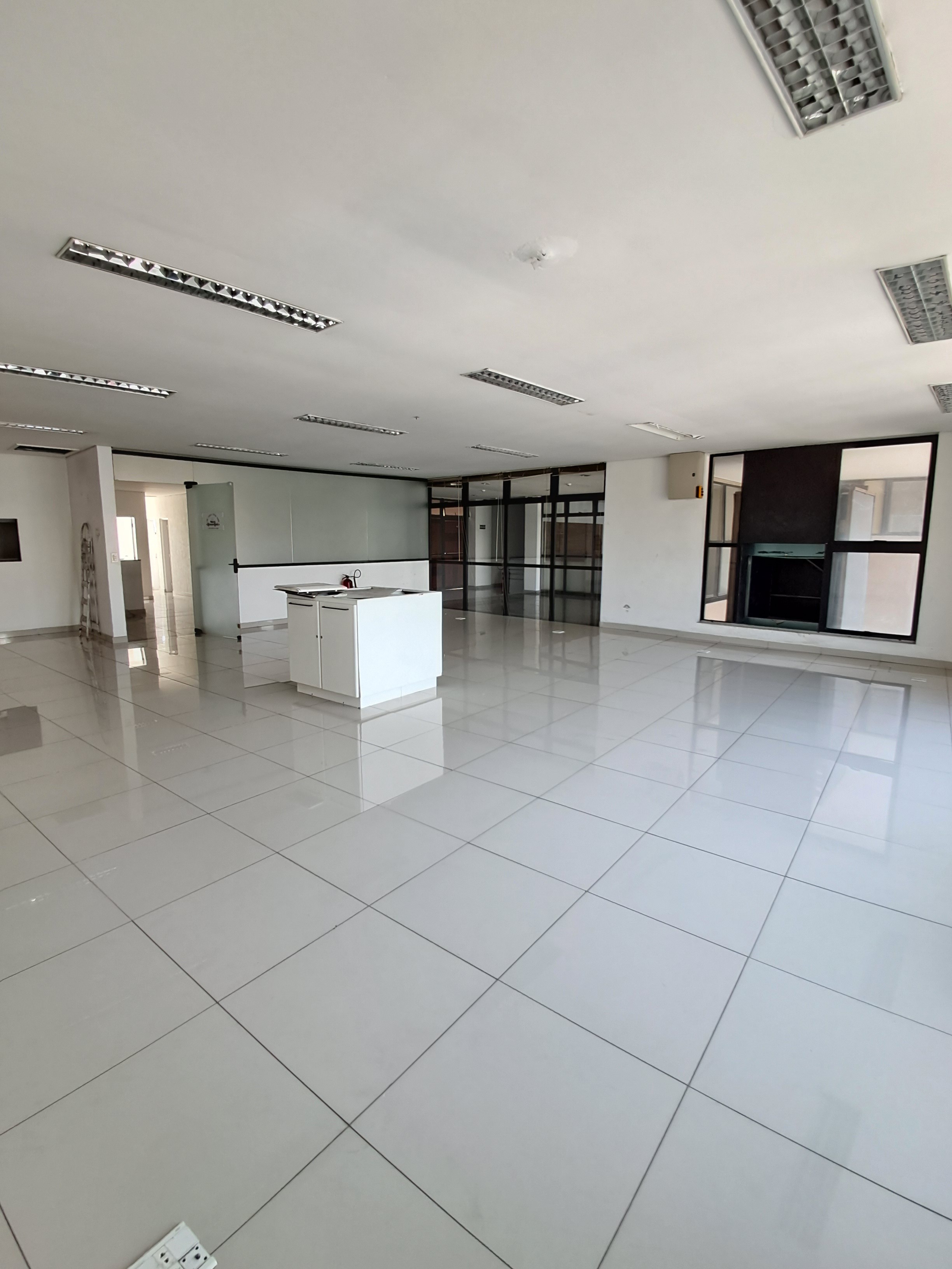 Conjunto Comercial-Sala para alugar, 190m² - Foto 14