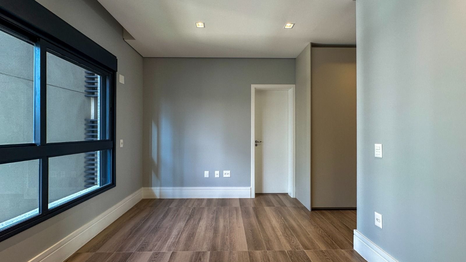 Apartamento à venda com 4 quartos, 344m² - Foto 10