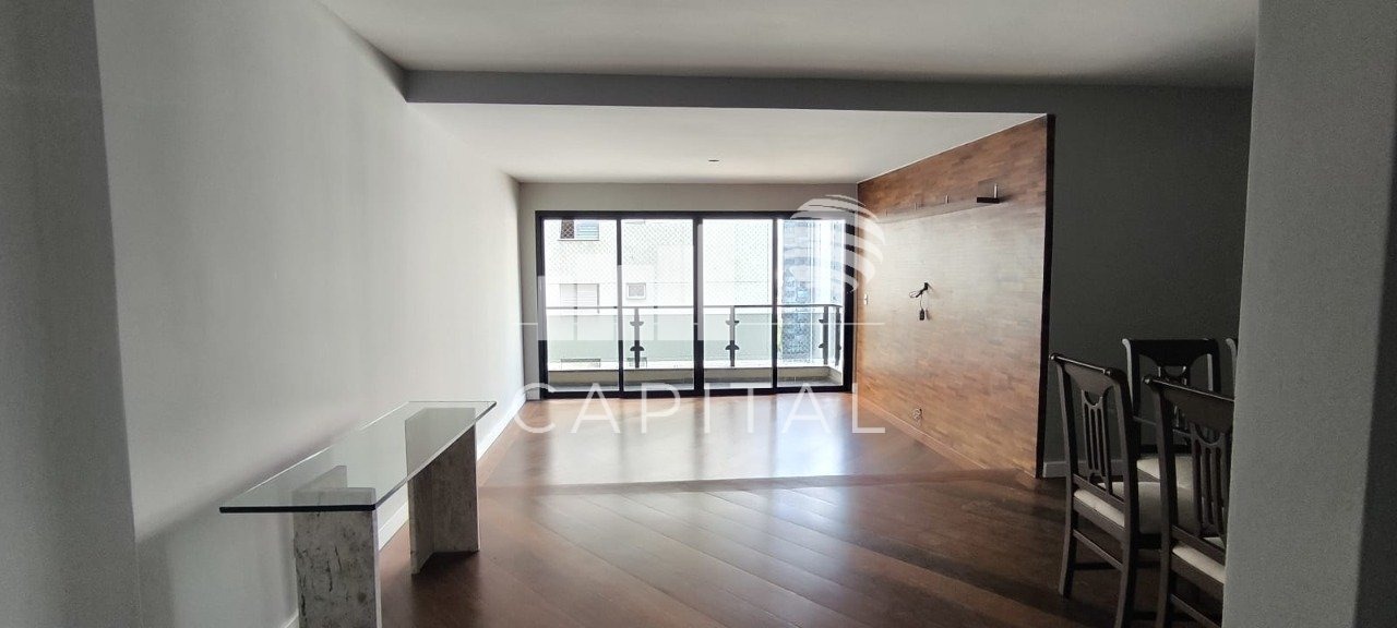 Apartamento para alugar com 3 quartos, 165m² - Foto 1