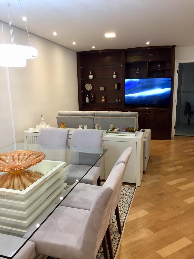 Apartamento à venda com 3 quartos, 164m² - Foto 1