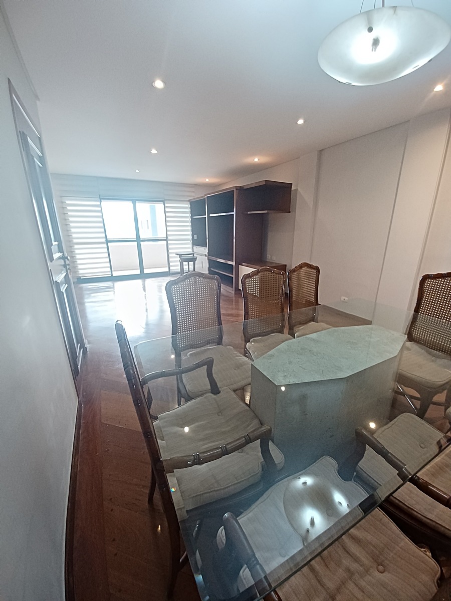 Apartamento à venda com 3 quartos, 154m² - Foto 7