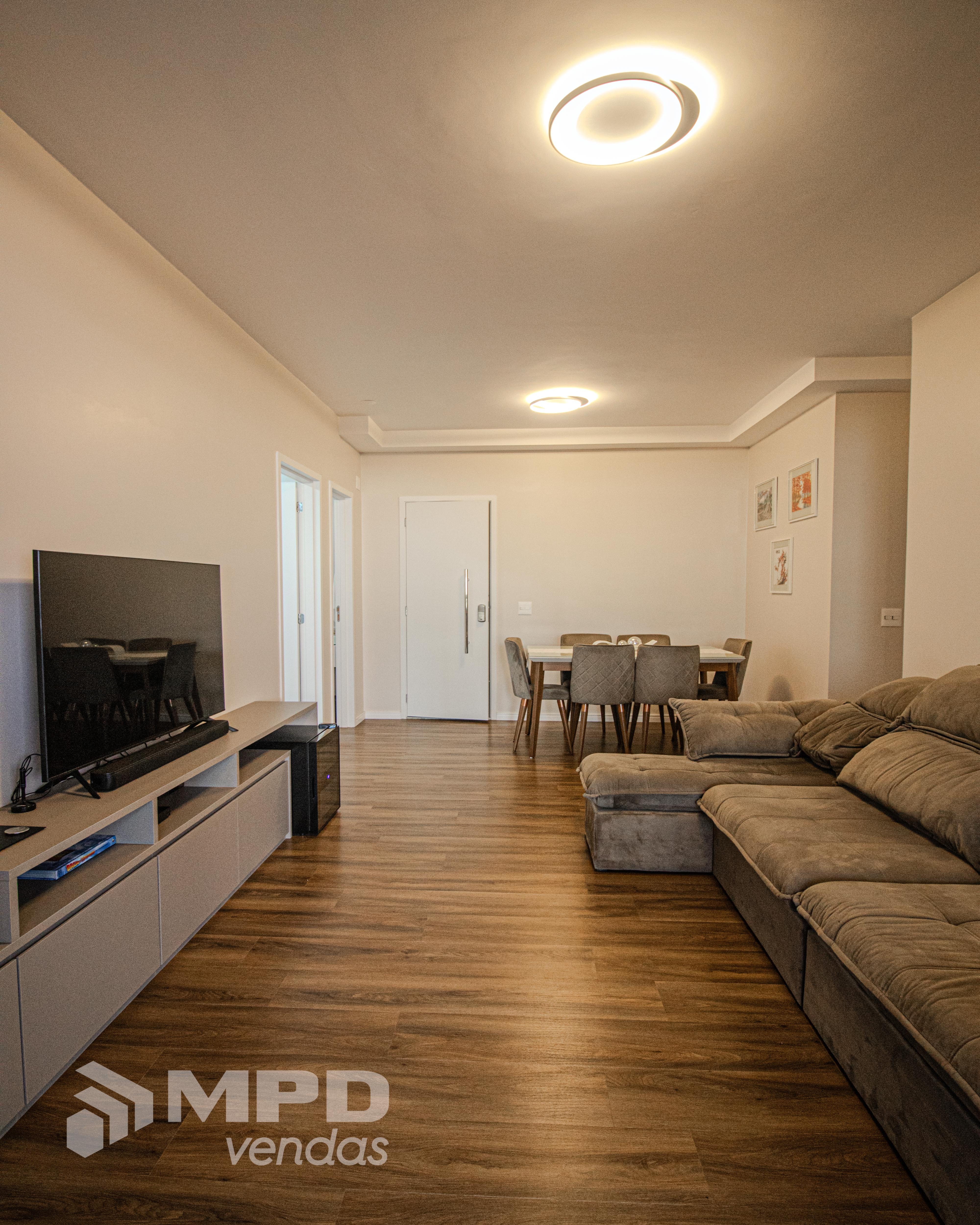 Apartamento à venda com 2 quartos, 123m² - Foto 2