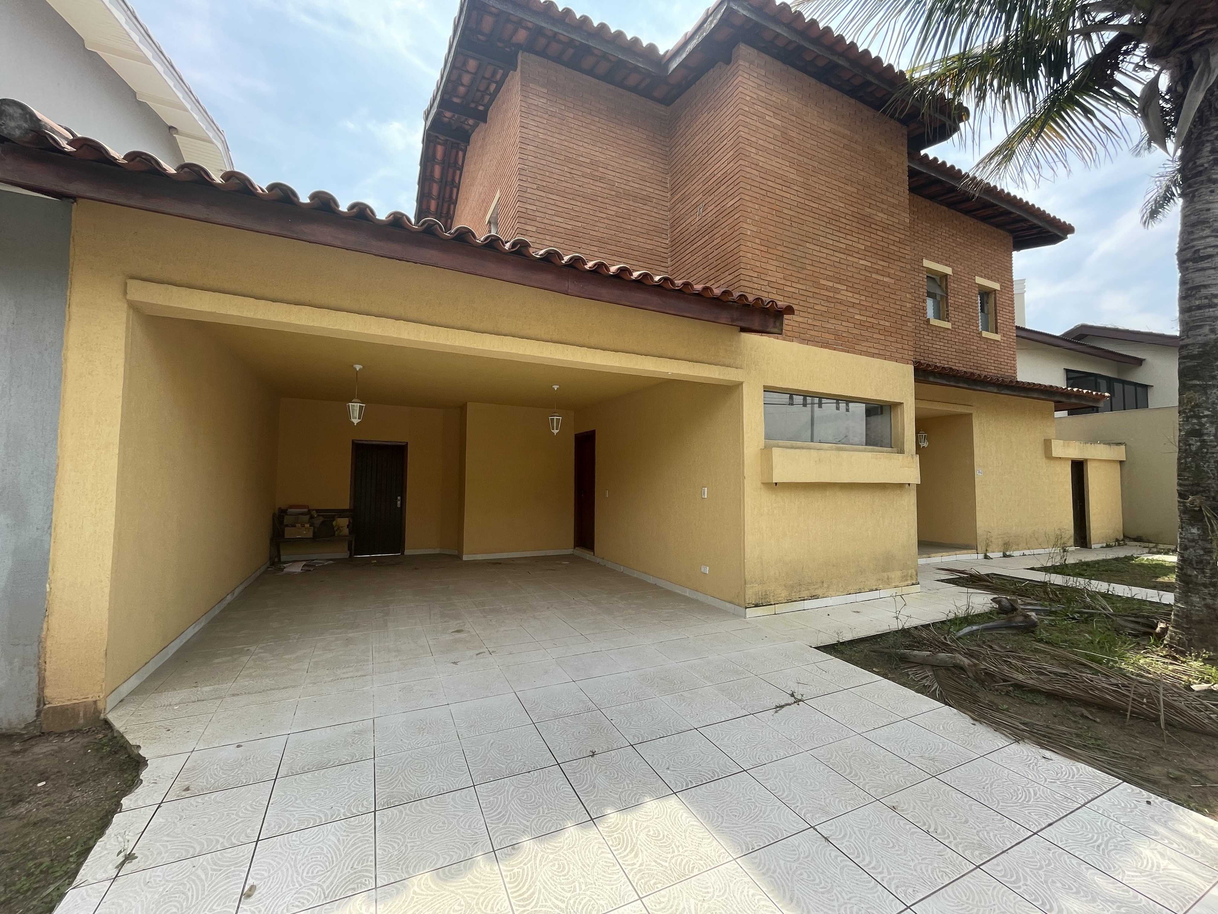 Casa de Condomínio à venda com 5 quartos, 240m² - Foto 3