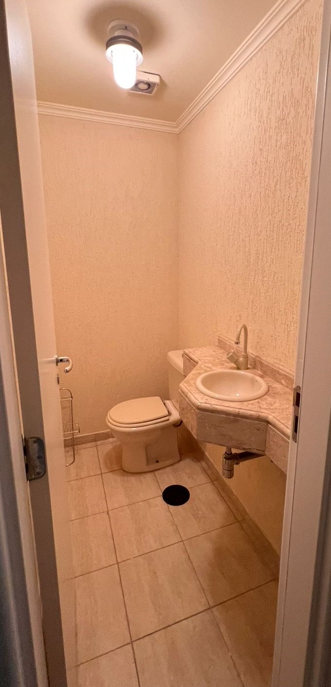 Apartamento para alugar com 3 quartos, 139m² - Foto 9