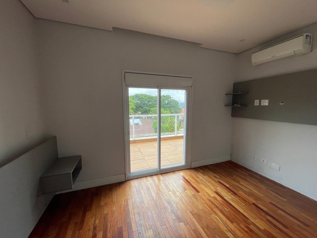 Casa de Condomínio para alugar com 5 quartos, 410m² - Foto 77