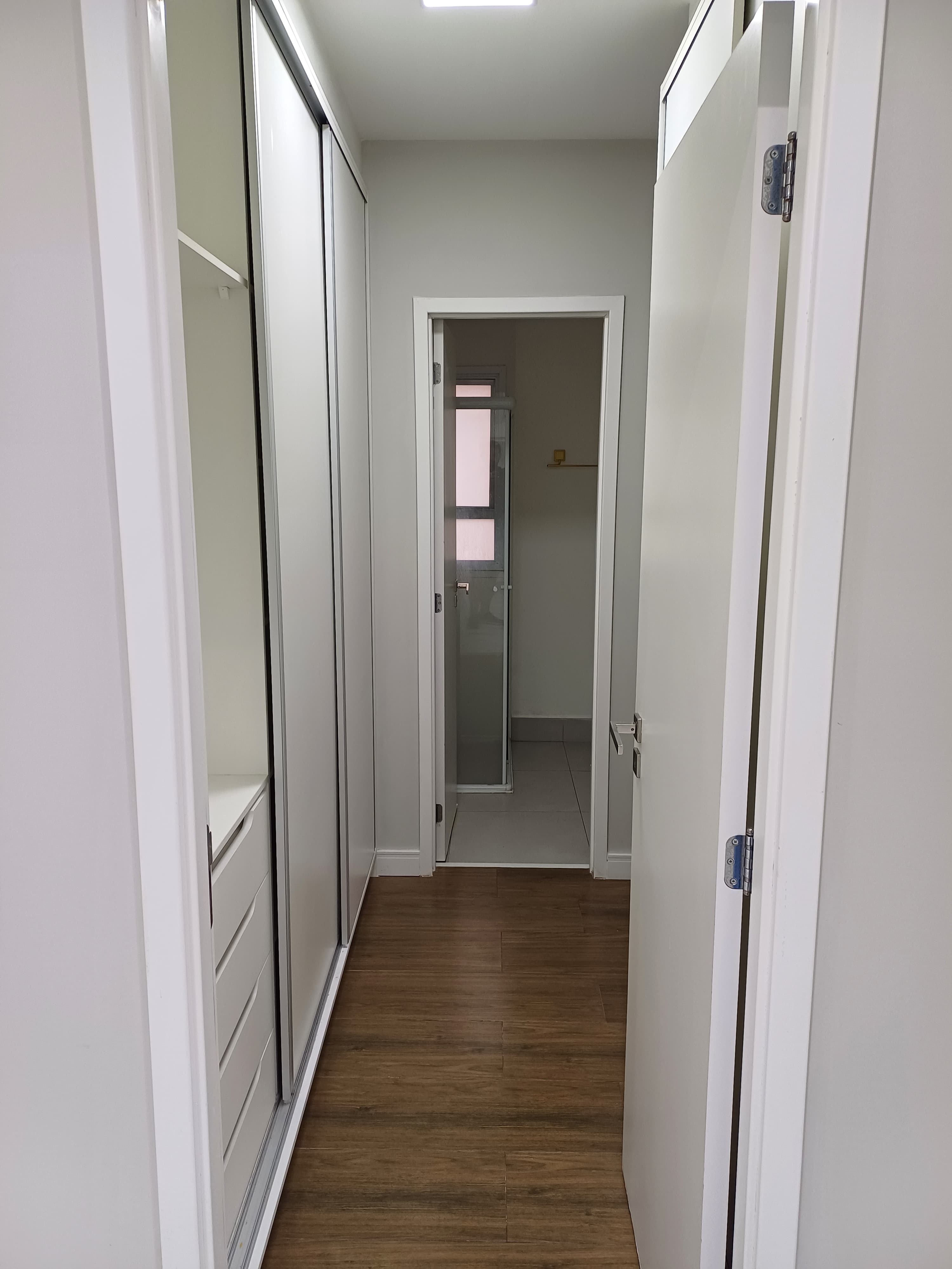 Apartamento para alugar com 3 quartos, 110m² - Foto 12