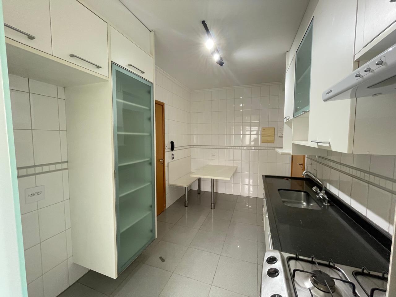 Apartamento à venda com 3 quartos, 139m² - Foto 12