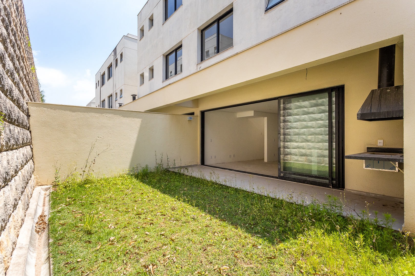 Casa à venda com 4 quartos, 214m² - Foto 16