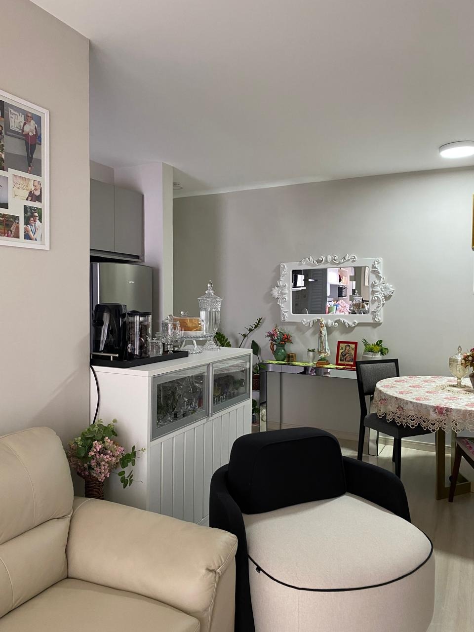 Apartamento à venda com 2 quartos, 63m² - Foto 2