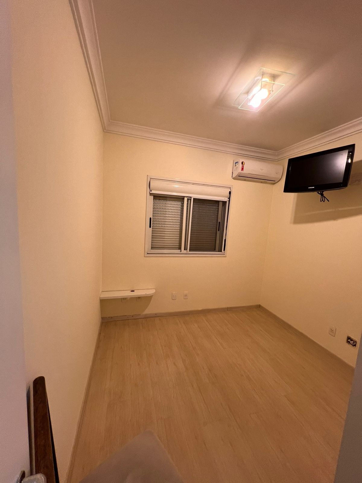 Apartamento para alugar com 3 quartos, 139m² - Foto 12