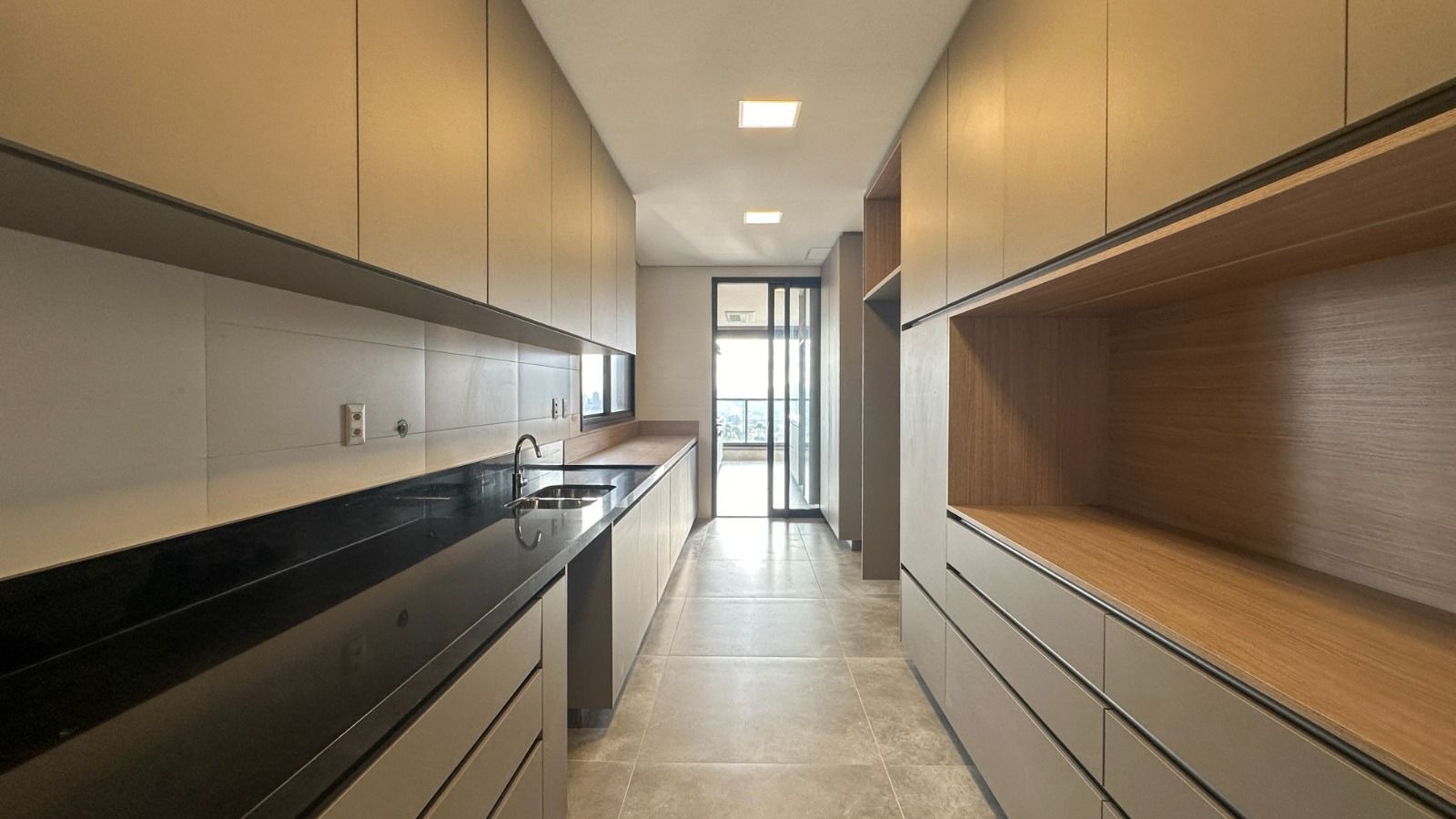 Apartamento à venda com 4 quartos, 344m² - Foto 24