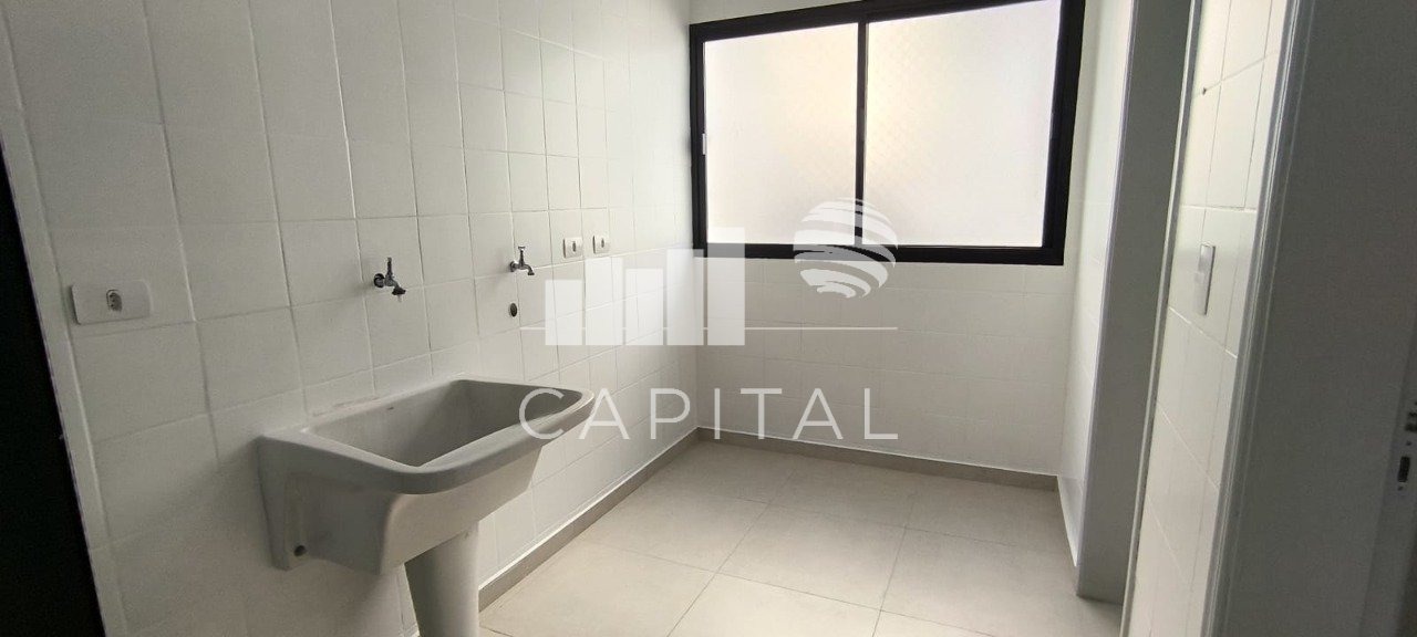 Apartamento para alugar com 3 quartos, 165m² - Foto 13