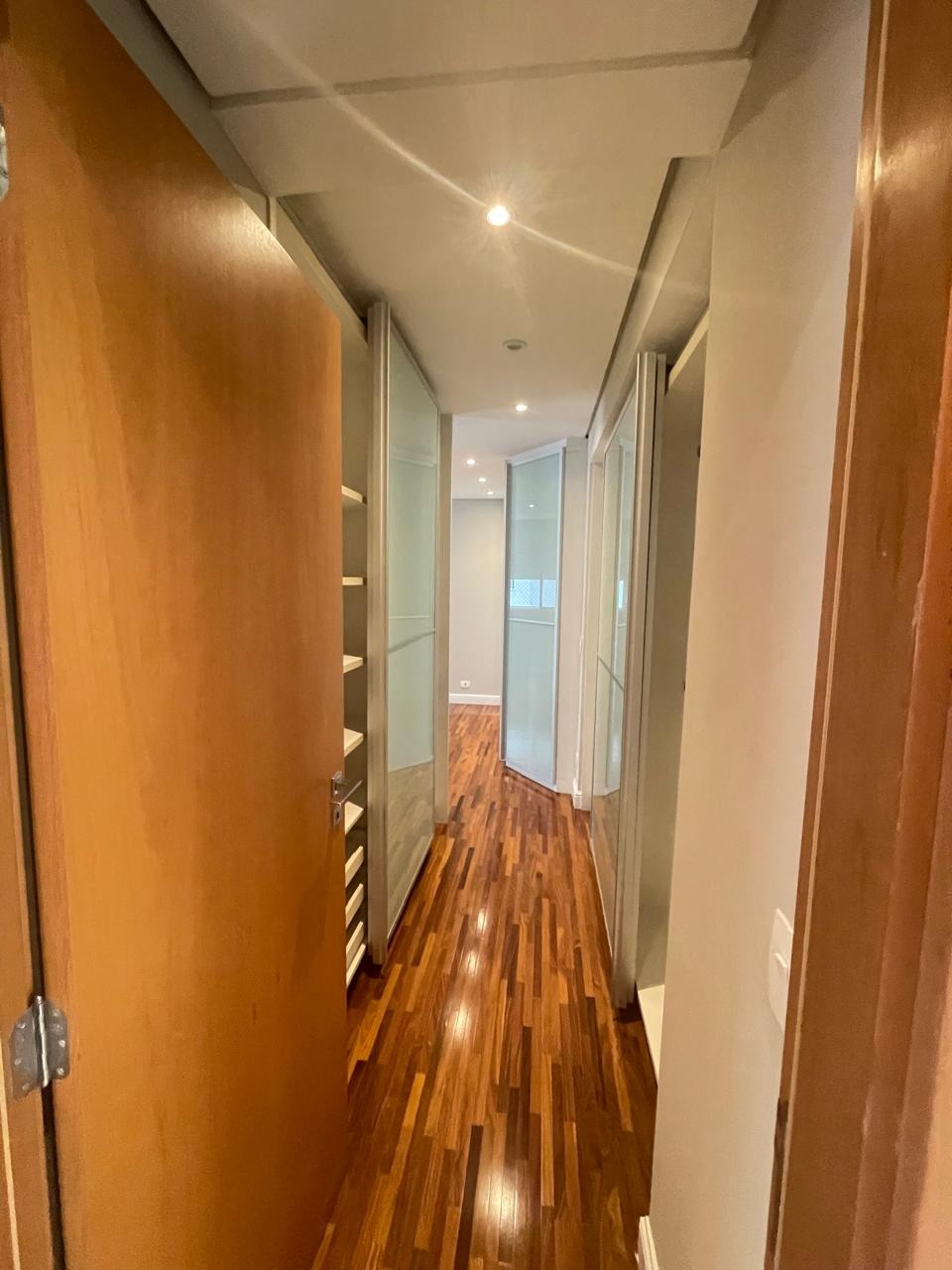 Apartamento para alugar com 3 quartos, 181m² - Foto 26