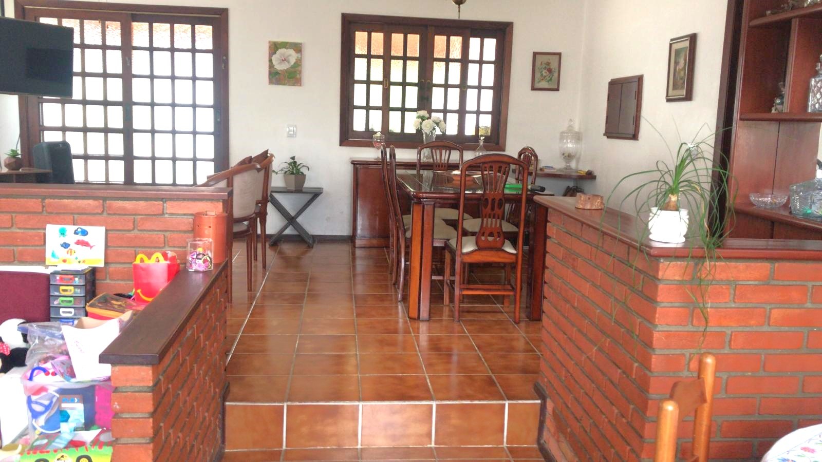 Casa à venda com 3 quartos, 226m² - Foto 11