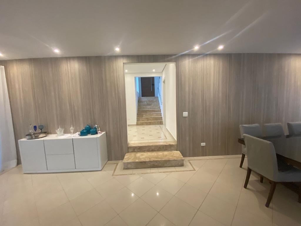 Casa à venda com 3 quartos, 360m² - Foto 3