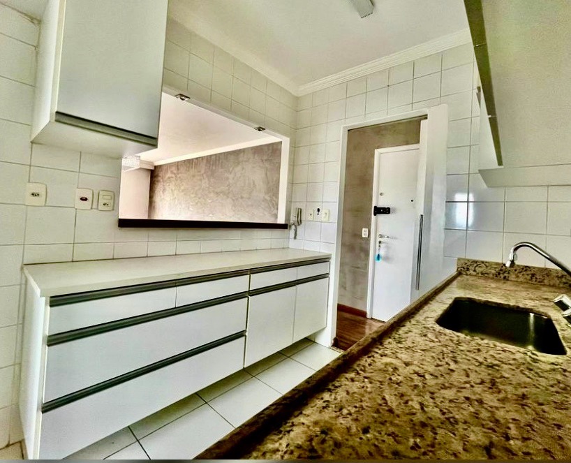 Apartamento à venda com 3 quartos, 110m² - Foto 7