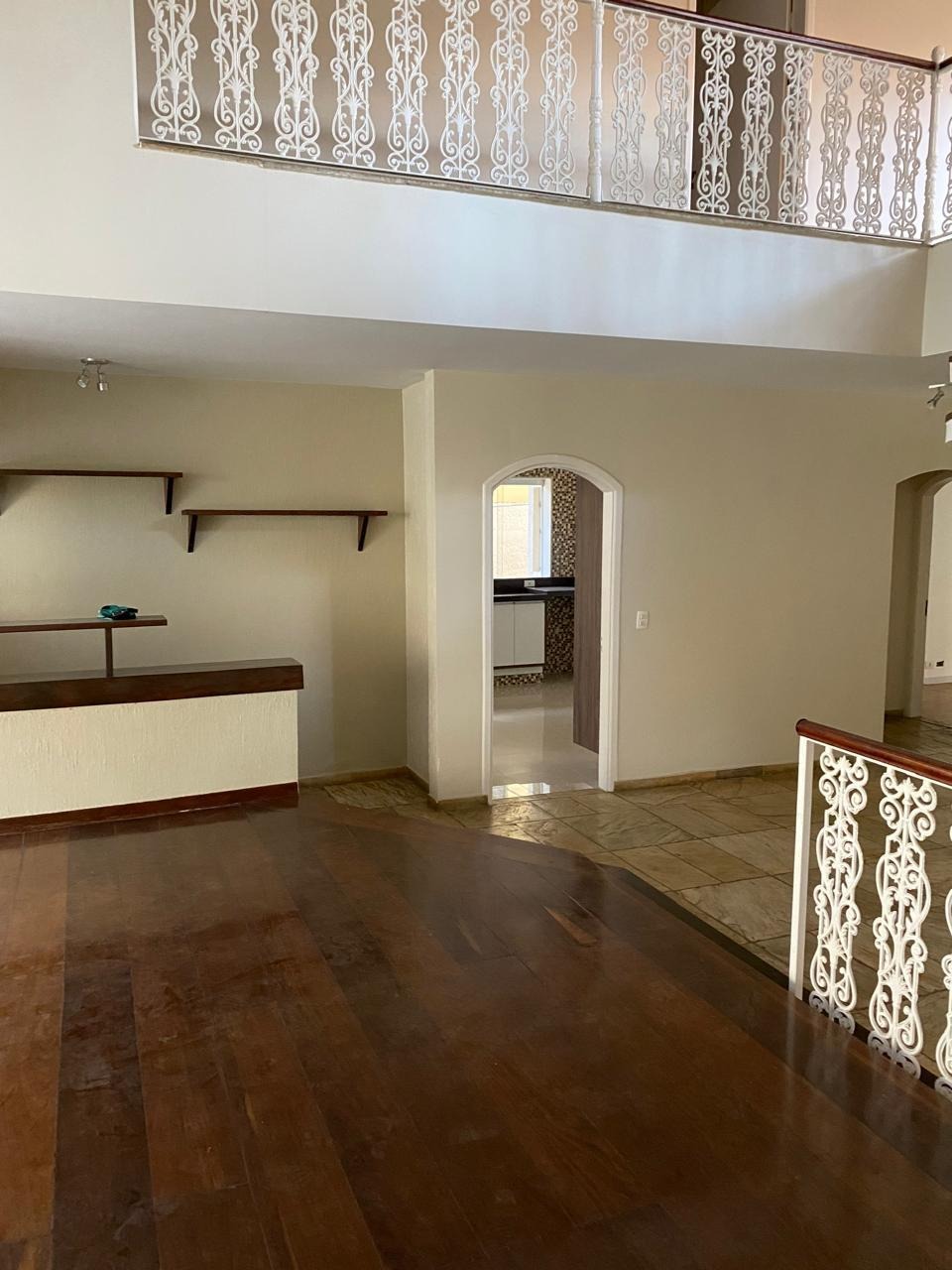 Casa à venda com 4 quartos, 350m² - Foto 5