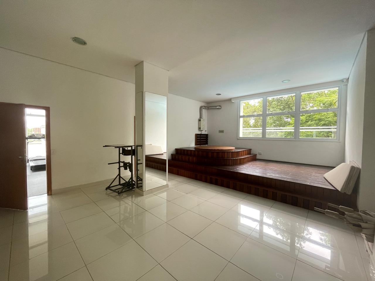 Apartamento para alugar com 3 quartos, 181m² - Foto 60