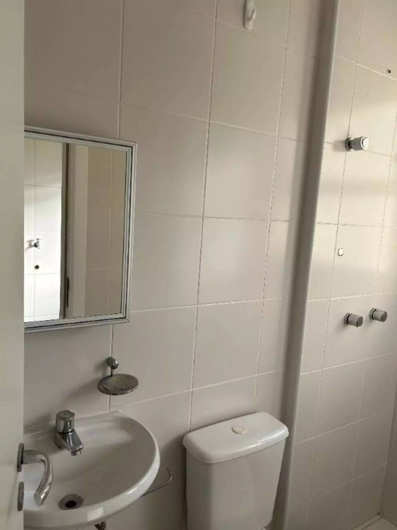 Apartamento para alugar com 2 quartos, 113m² - Foto 25