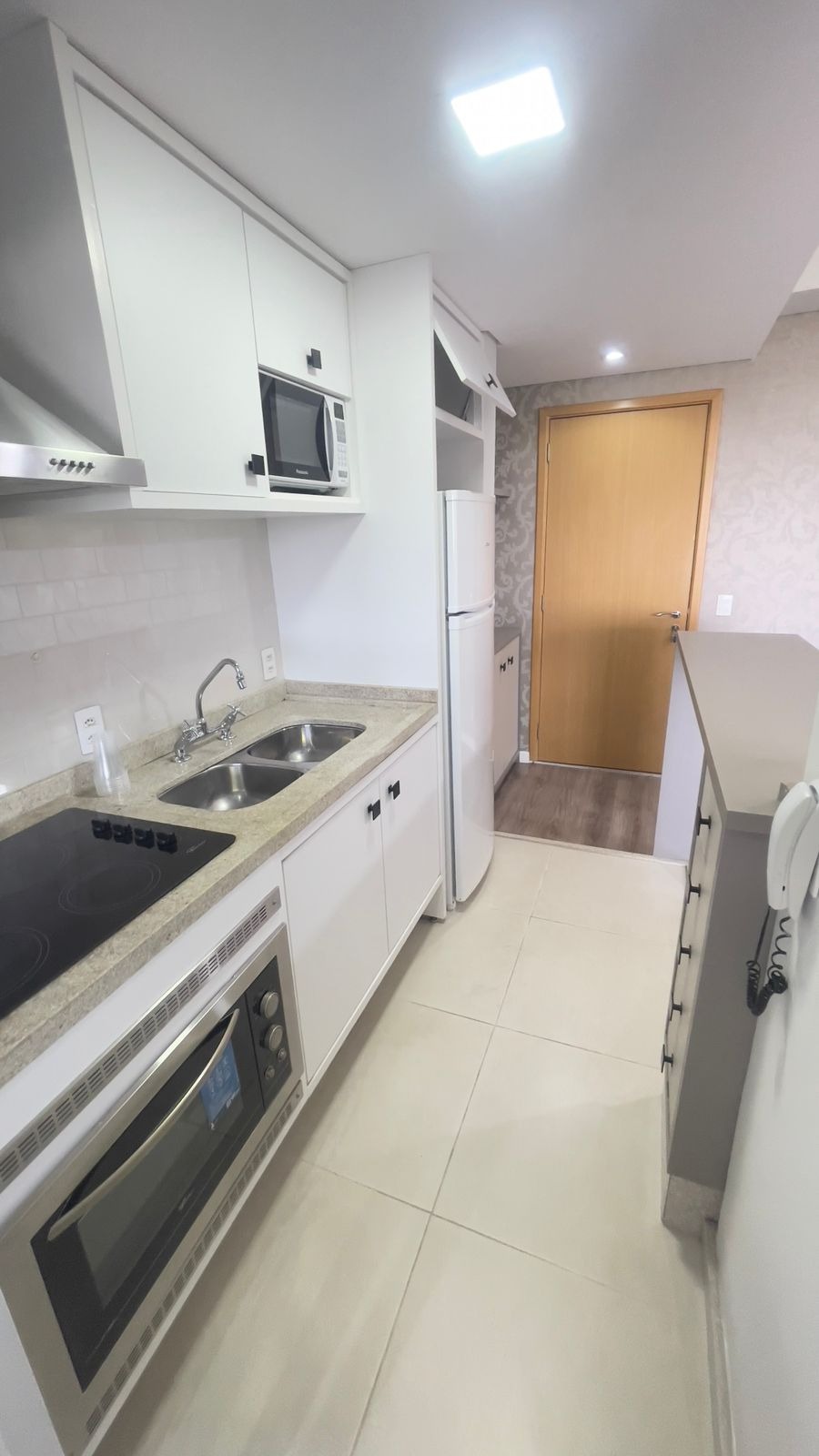 Apartamento para alugar com 1 quarto, 50m² - Foto 10