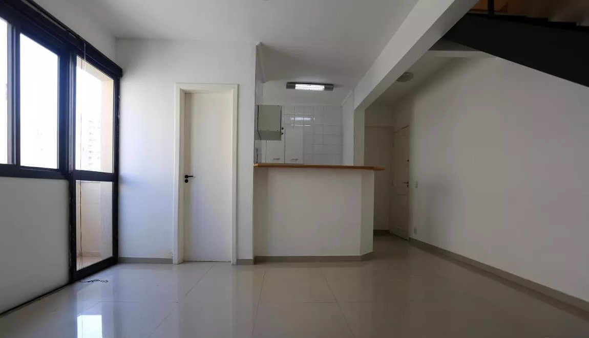 Apartamento para alugar com 2 quartos, 70m² - Foto 1