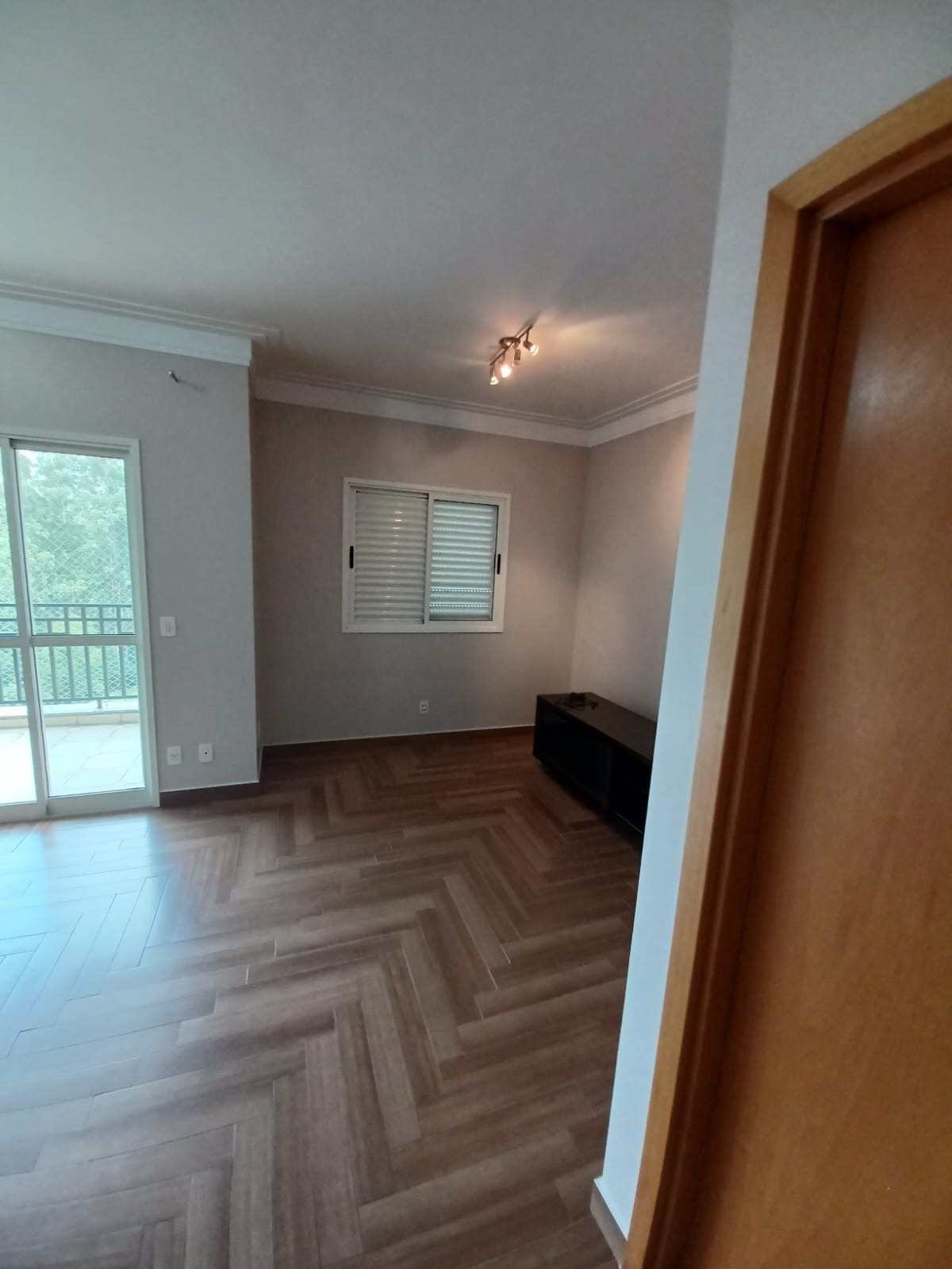 Apartamento para alugar com 2 quartos, 101m² - Foto 5