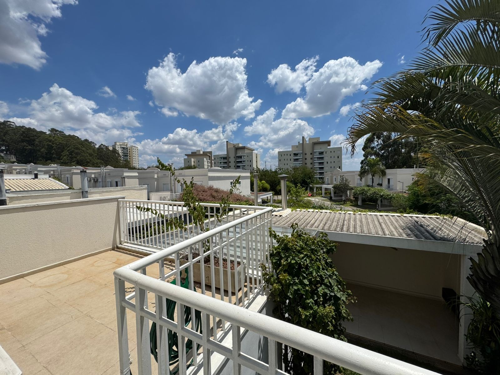 Casa de Condomínio à venda e aluguel com 3 quartos, 190m² - Foto 20