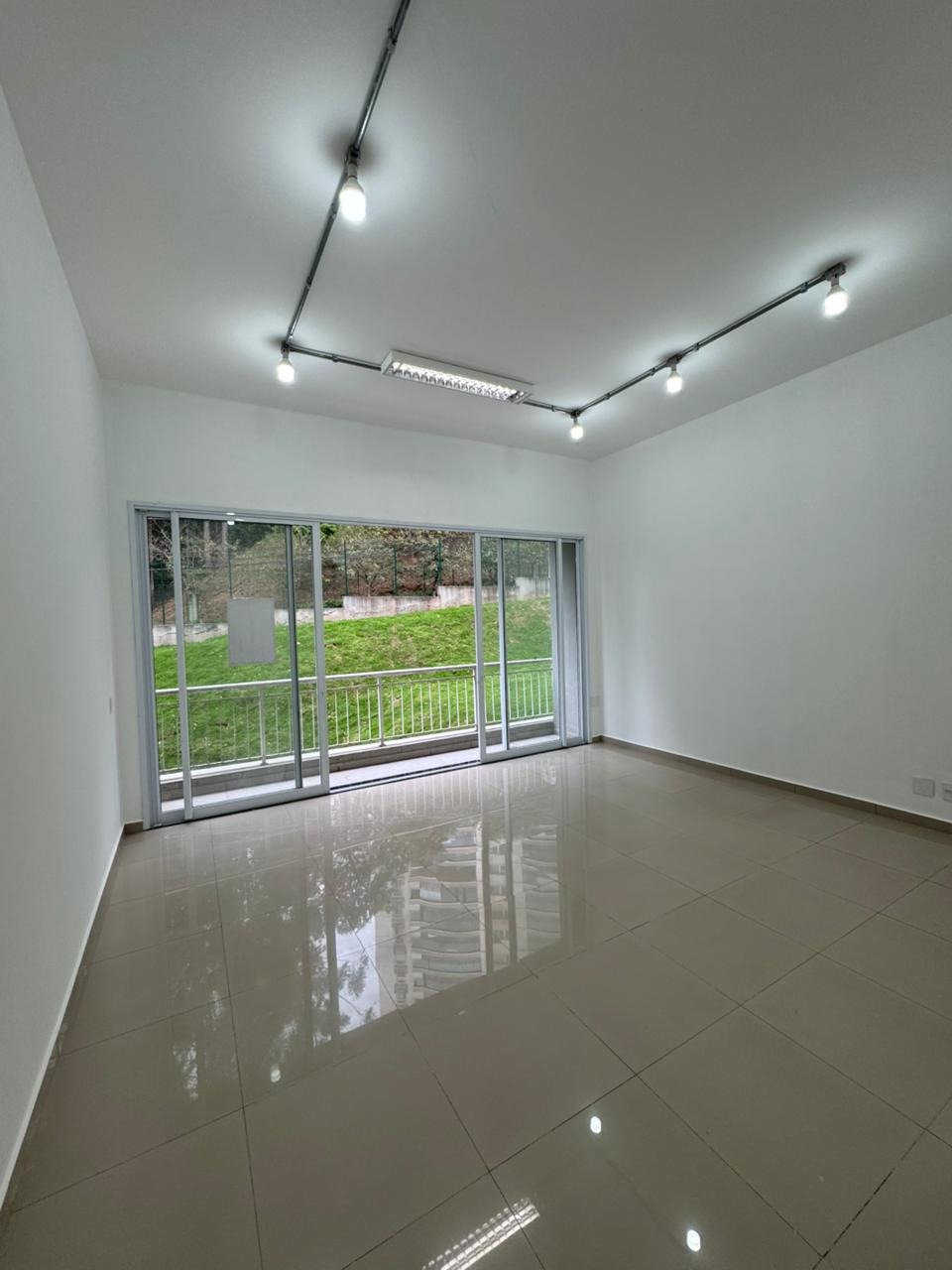 Conjunto Comercial-Sala para alugar, 39m² - Foto 2