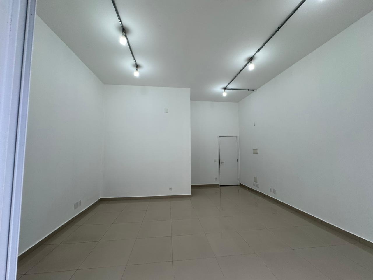 Conjunto Comercial-Sala para alugar, 39m² - Foto 4