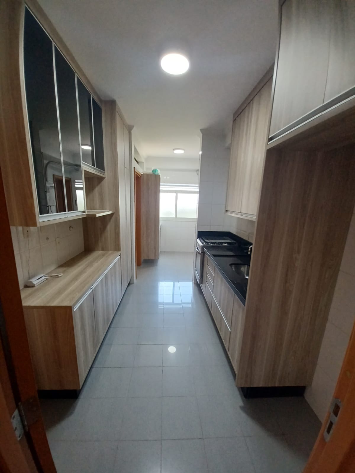 Apartamento para alugar com 2 quartos, 101m² - Foto 12