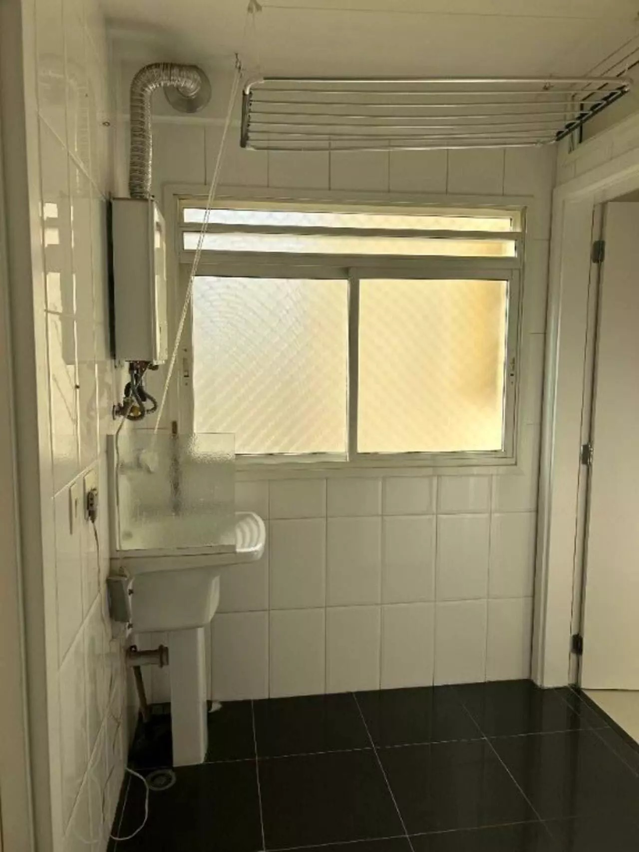 Apartamento para alugar com 2 quartos, 113m² - Foto 10