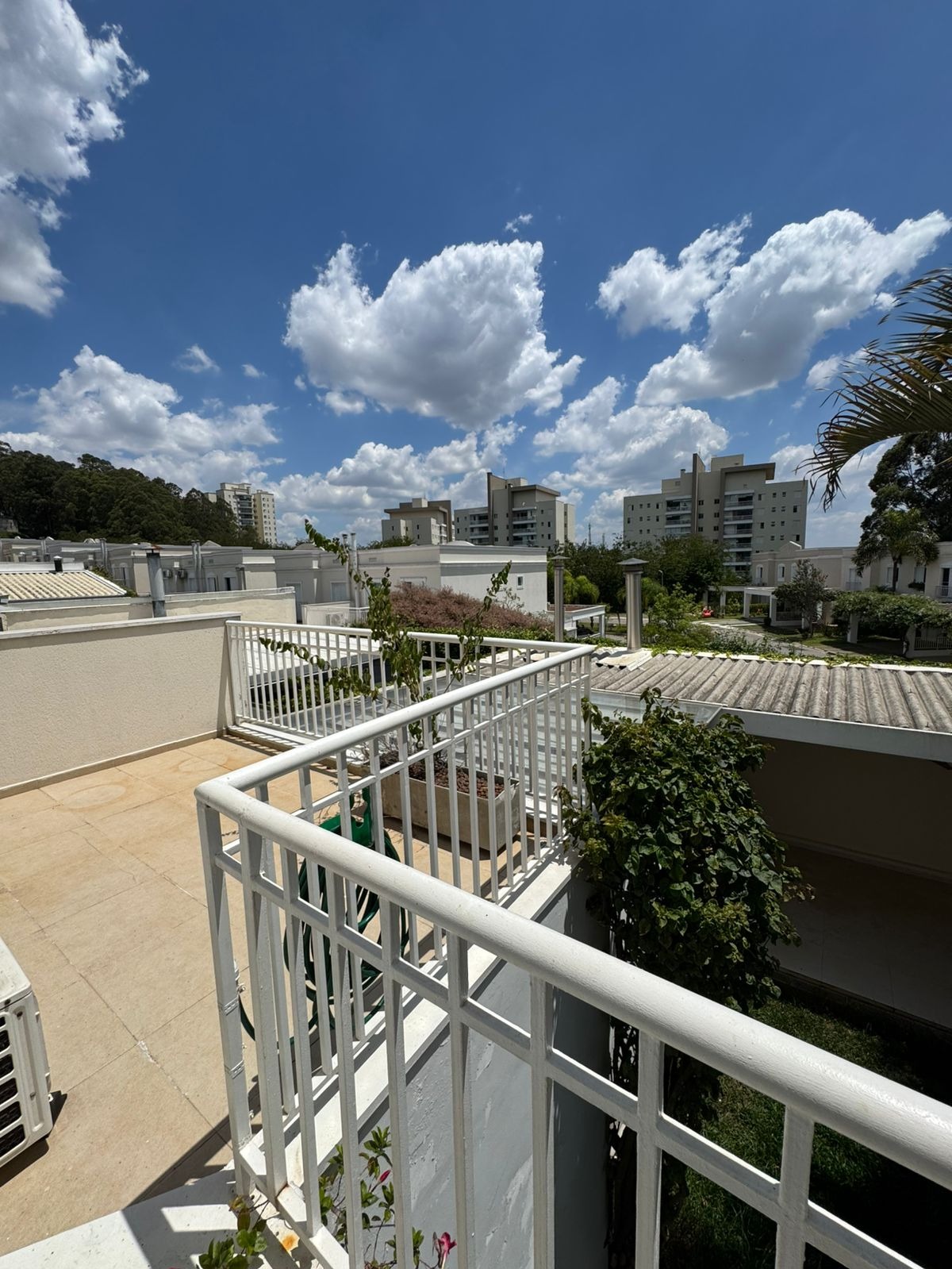 Casa de Condomínio à venda e aluguel com 3 quartos, 190m² - Foto 21