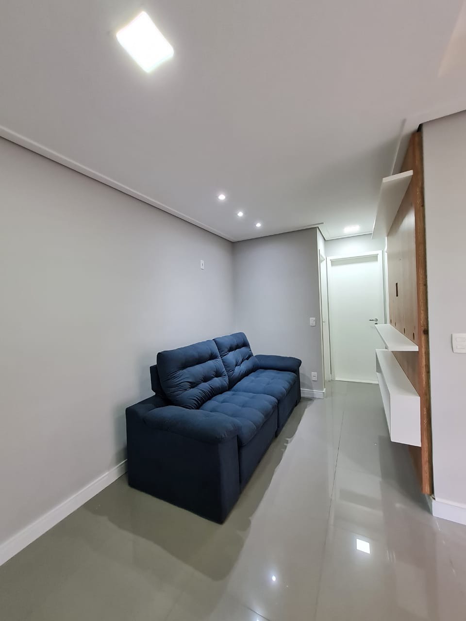 Apartamento à venda e aluguel com 2 quartos, 62m² - Foto 1