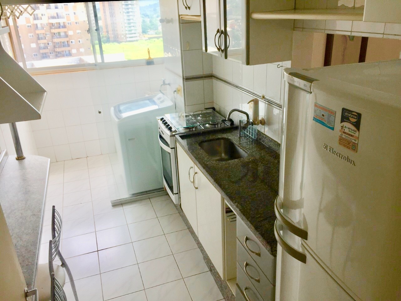 Apartamento à venda com 2 quartos, 58m² - Foto 6